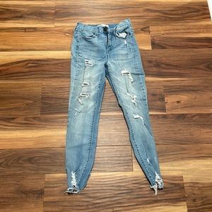 Mudd high rise ankle jeggings with rips in the legs